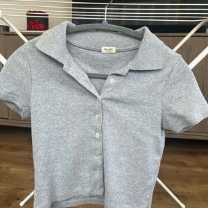 Brandy Melville Light Gray Cropped Button Down Shirt